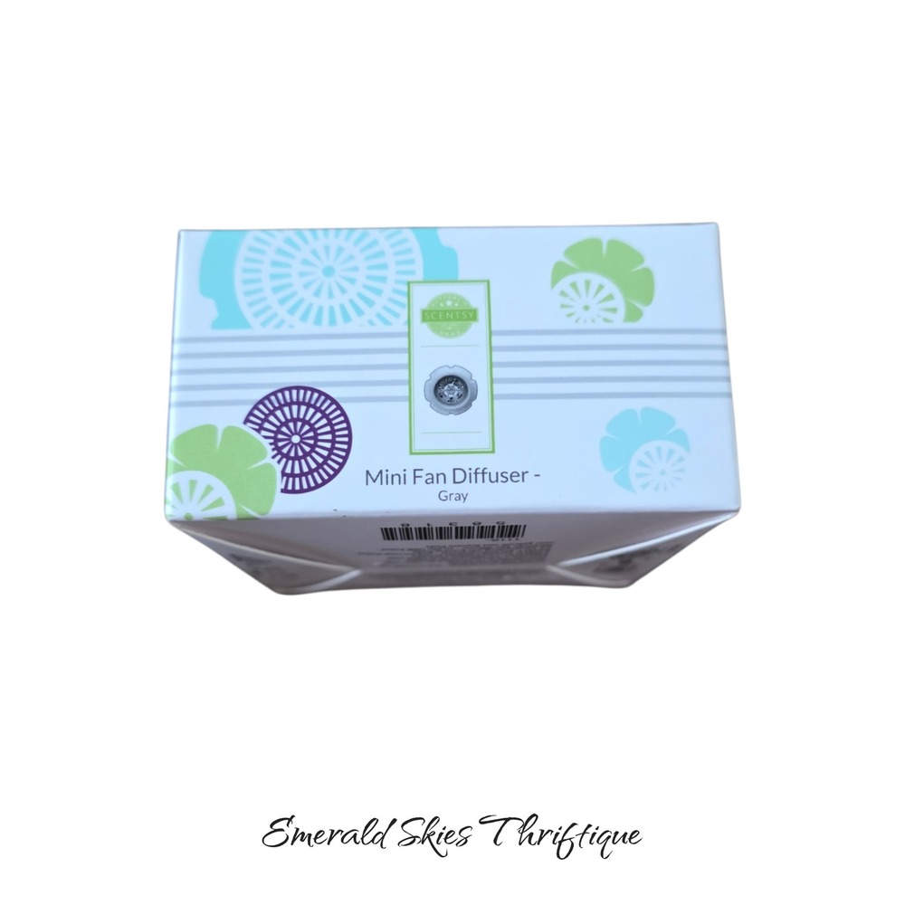 Scentsy Mini Fan Diffuser Air Freshener USB Color grey NIB